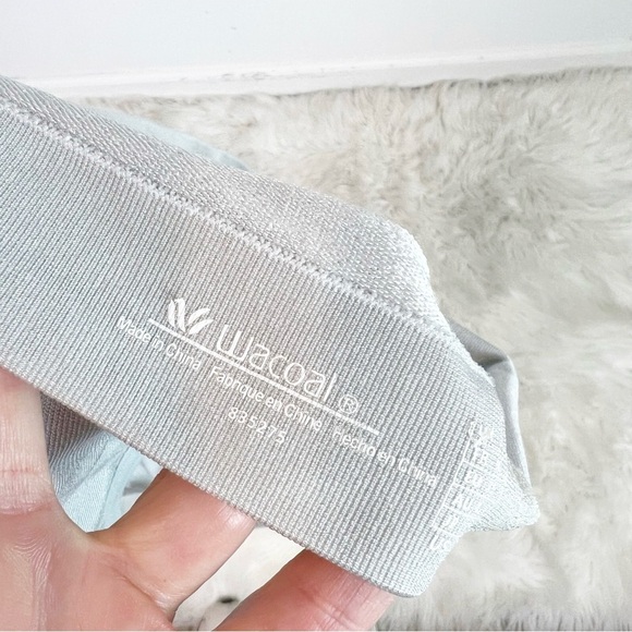WACOAL GRAY SOFT WITH PADDING BRALETTE WOMENS BAND SZ 34 - Picture 3 of 4